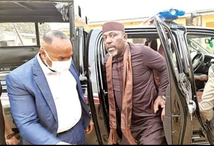 Okorocha Raises Alarm As Gunmen Kill Police Escort 1 rochas