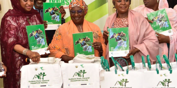 Acting Governor Dr Hadiza Balarabe and other senior government officials, holding copies of the 2020 Kaduna State General Household Survey