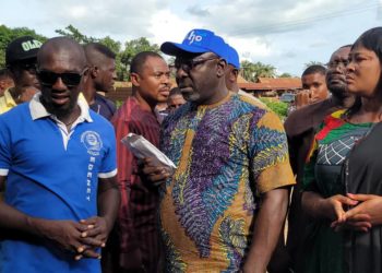 Benue Attack: Oleho Visits Igama, Donates Relief Materials To Victims