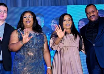 Longrich International Fetes, Rewards Partners
