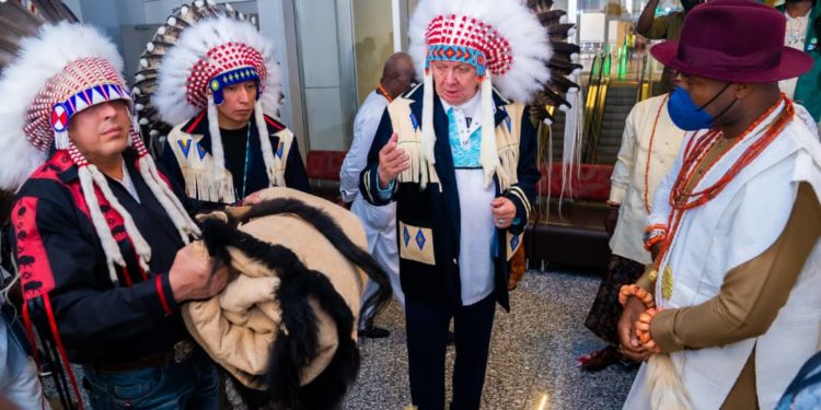 Tsuut'ina Nation Receives Warri Monarch In Canada