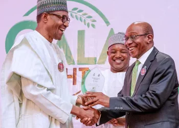 Buhari Defends Emefiele’s ‘Unorthodox’ Policies