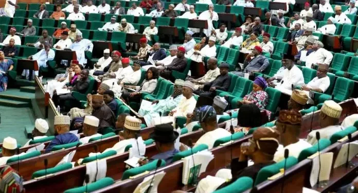 Reps Adjourn For 7-week Annual Vacation