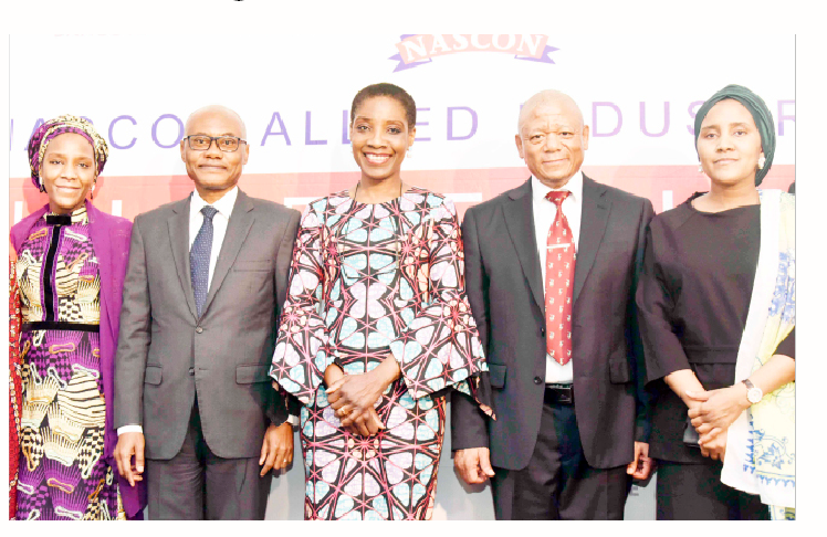 L-R: Director, NASCON Allied Industries Plc, Halima Aliko Dangote; group managing director, Dangote Industries Limited/director, NASCON Allied Industries Plc, Olakunle Alake; chairperson, NASCON Allied Industries Plc, ‘Yemisi Ayeni; acting managing director, NASCON Allied Industries Plc, Thabo Mabe; and executive director, Commercial, NASCON Allied Industries Plc, Fatima Aliko Dangote, at the 2021 Annual General Meeting (AGM) of NASCON Allied Industries Plc in Lagos recently.