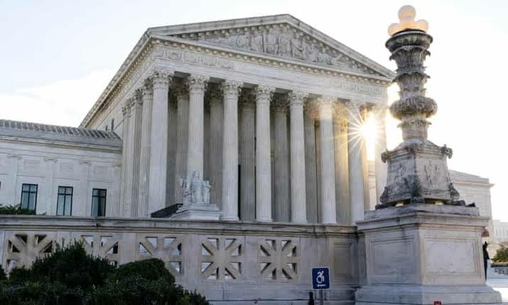 US Supreme Court Overturns Landmark Abortion Ruling 1 us supreme court