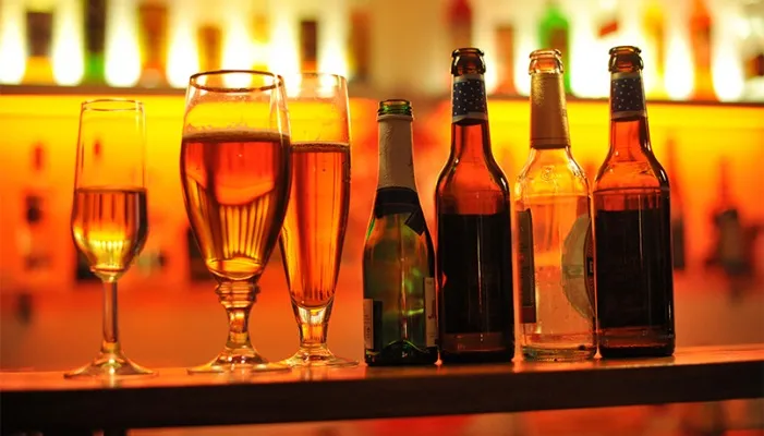 Advocacy Against Underage Drinking Reaches 65,000 Adolescents 1 Alcoholic drink