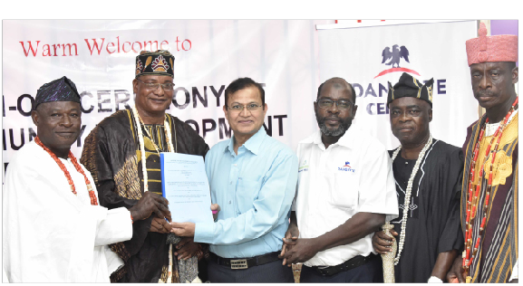 L-R: Olu of Ago Olowo, Oba Adio Kusoro; Olu of Imasayi, Oba Lukman Kayode; Dangote Cement plc Ibese plant director, Azad Nawabuddin, Dangote Cement Plc, senior general manager, head Community and Environment, Tukur Lawal; Aboro of Iboro Land, Oba Daniel Salako; Awujoko of Ijako Orile, Oba Matthew A. Ewedairo, at the Dangote Cement plc Ibese plant, Sign-off Ceremony of Community Development Agreement (2022-2026) recently in Ibese plant Ogun state.