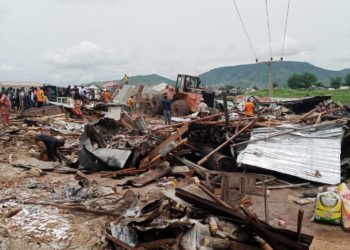 FCTA Taskforce Demolishes Criminals-infested Shanties In Kwali