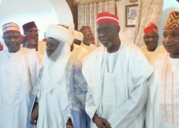 2023: Kwakwanso Visits Emir Of Ilorin For Blessing