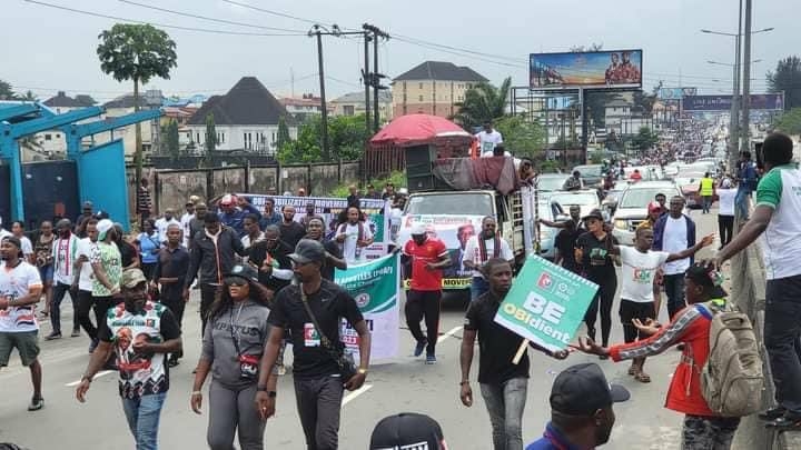 Obi's Supporters Defy Heavy Downpour, Stage 2-million-man March In Rivers 1 20220827 153845