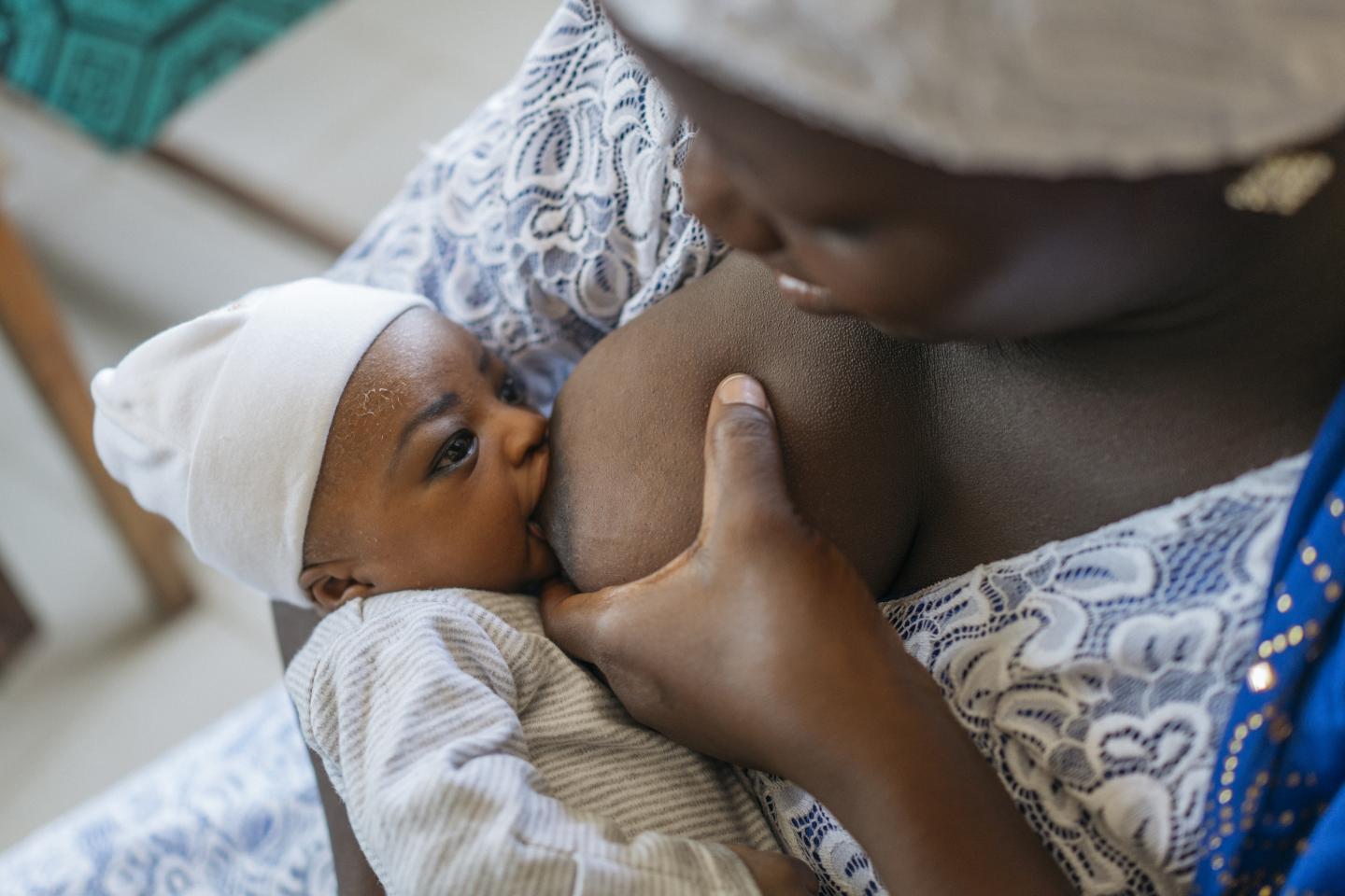 Female Journalists Challenge Nursing Mothers On Breastfeeding
