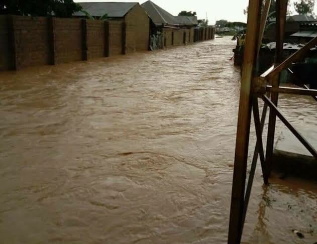 Flood Kills 58, Injures 74, Displaces 248,665 Persons In Adamawa, Benue 1 Flood 1
