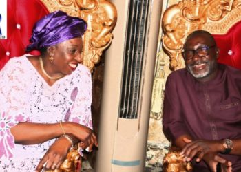 Ekiti Reps Candidate, Olayinka, Kneels To Beg ASUU To Call Off Strike