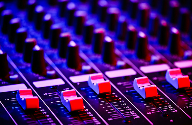 Ex-Ambassador Endorses Moradeyo ‘A Complete Entertainer’ 1 Music