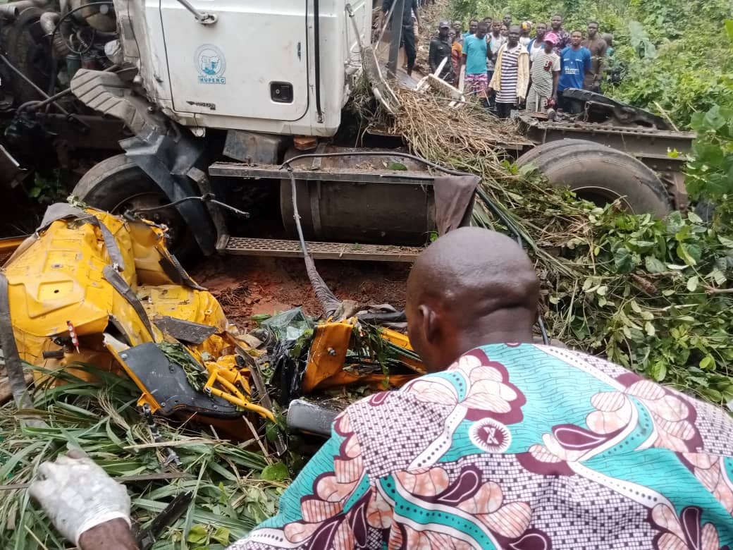 JUST-IN: 5 Die, 1 Injured In Ogun Multiple Accident