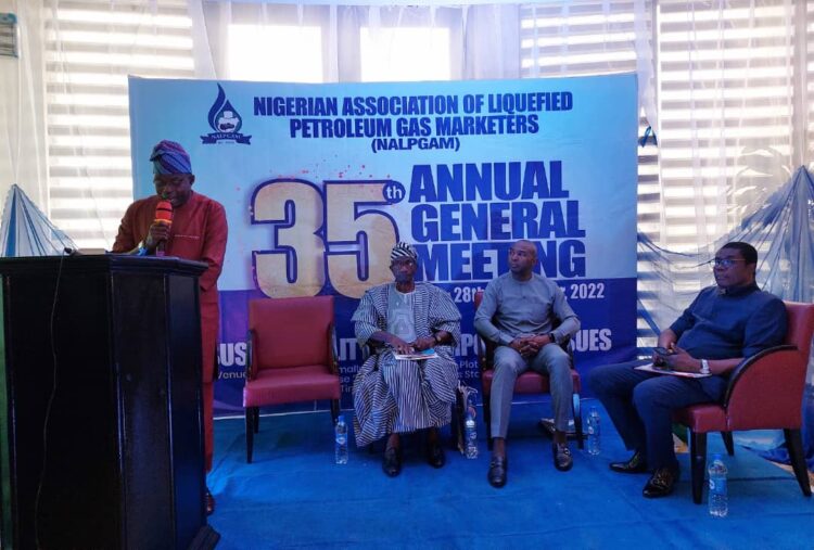National President of Nigerian Association of Liquefied Petroleum Gas Marketers (NALPGAM), Olatunbosun Oladapo, addressing members during the association’s Annual General Meeting in Port Harcourt, Rivers State, on Wednesday.