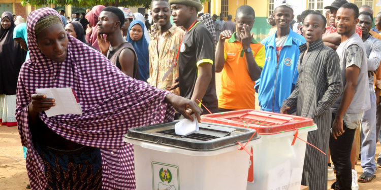 Pic.49.  Voters voting  at the Nomadic Primary  School, Polling Unit , at  Tudun-Fulani , during the FCT Area Council at Bwari Area Council in  Abuja  on Saturday (9/03/19). 
02036/9/3/2019/Sumail Ibrahim/JAU/NAN