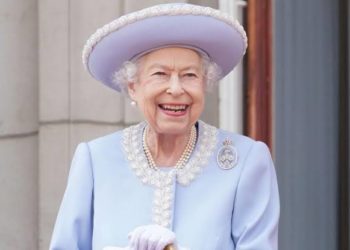 Queen Elizabeth II: Nigerian Govt To Sign Condolence Register Saturday