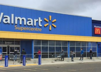 Pilot Arrested In US After Threatening To Crash Into Walmart
