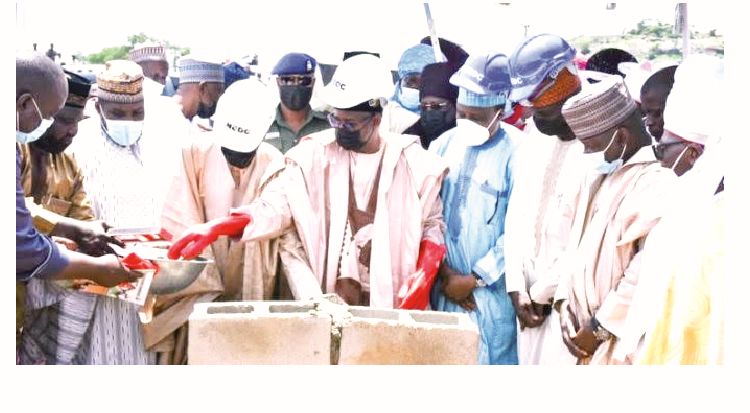 Governor Bala Mohammed laying the foundation
