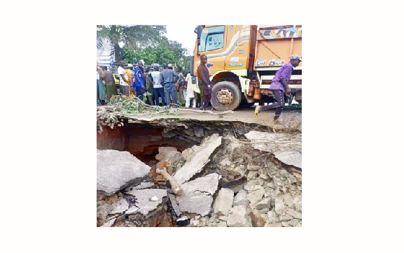 Niger State Residents, Commuters Rue Losses As Flood Wreak Havoc 1 niger state road