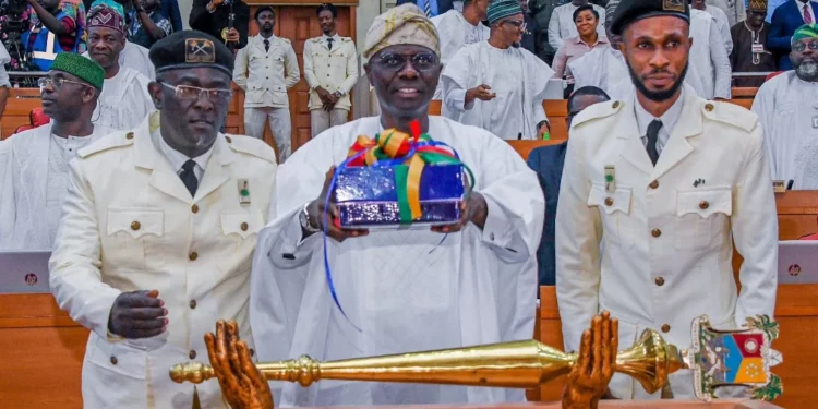 Sanwo-Olu Presents N1.692trn 2023 Budget
