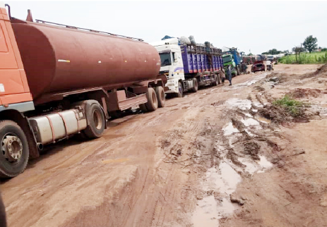 Lamentations As Motorists, Commuters Go Through Hell On Bida-Lapai Road 1 Capture 32