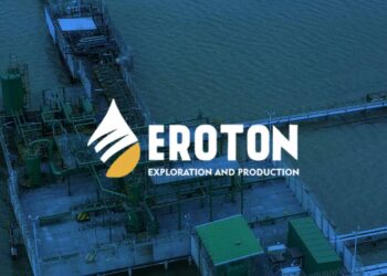 Emergency Teams Containing Fire From Burning Oil  Well – Eroton