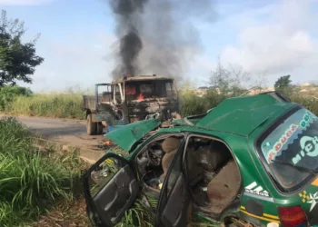 3 Die In Ogun Accident As Mob Sets Truck Ablaze