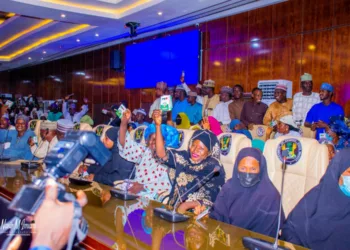 Over 1,000 PDP Members Defect To APC In Zamfara