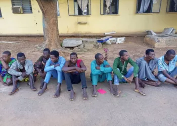 Police Parade 3 Suspected Kidnappers Of Kwara’s Magistrate, 7 Other Suspects