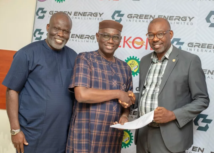 L-R; Mr. Sam Olotu, Technical Partner Otakikpo JV Lekoil Oil and Gas Investment Limited, Prof. Anthony Adegbulugbe, Chairman Green Energy International Limited, (GEIL) and Prof. Ganiyu Oboh, Former Director Center For Research And Development (CERAD), FUTA at the Official project sign-off between Otakikpo JV & FUTA on research and development in Abuja,