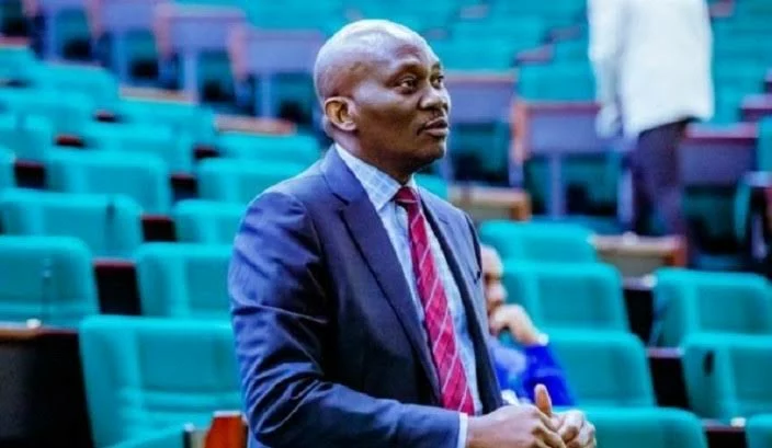 Flood: Elumelu Visits IDP Camps, Donates N21m 1 images 2022 11 05T140411.268 jpeg