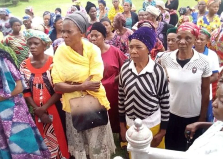 Christmas: Bauchi SSG's Wife Reaches Out To 600 Women 1 Abia women e1669896113784 1280x720 1