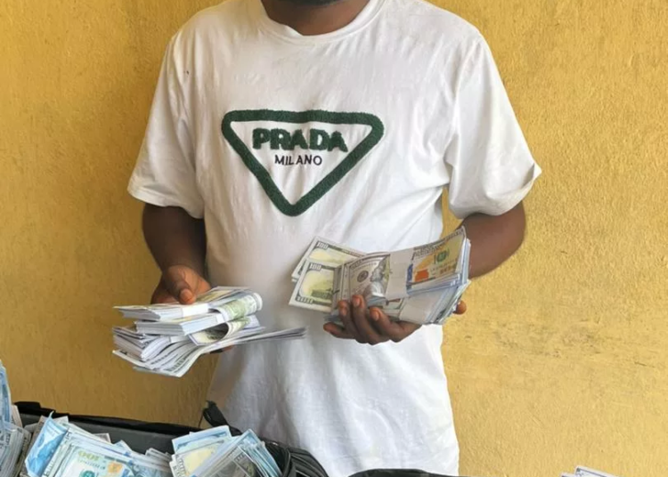 Police Arrest 42-yr-old Scammer Over Alleged N1.150bn Fraud, Possession Of Fake $1.290m 1 IMG 20221210 WA0009 jpg