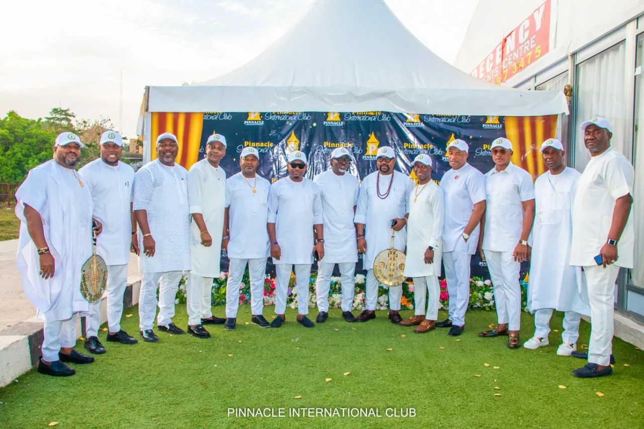 De Pinnacle Club Marks End Of Year With Induction Of New Members