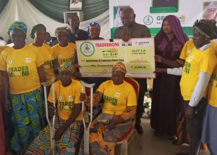 2,655 Vulnerable Kwarans Receive Federal Govt's N20,000 Grant 1 Osinbajo 2022 12 08T140854.690