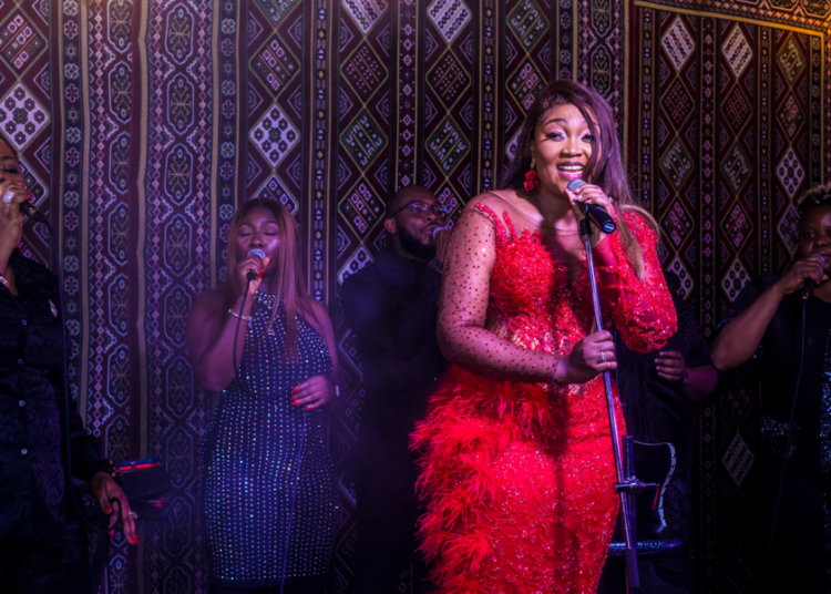 Yuletide: Karisma Holds Carols Night With Friends, Family 1 karisma1