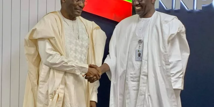 L-R: INEC chairman, Prof. Mahmood Yakubu, and GCEO of NNPCL, Engr. Mele Kyari, during a visit by INEC management to NNPCL headquarters in Abuja, on Tuesday.