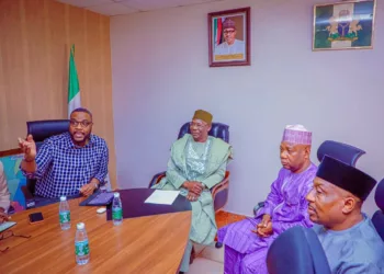 Nasarawa Gov Storms AEDC, Lodges Complaints Over Power Shortages, High Tarrif