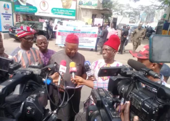 Alleged N1.3bn Fraud: Enugu APC Members Take Protest To National Secretariat