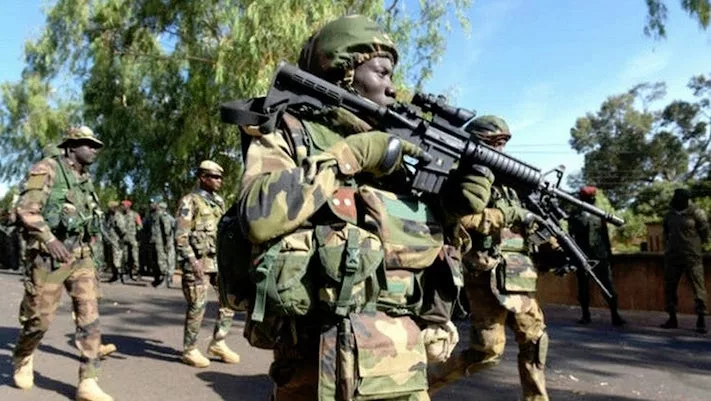 Soldiers kill 40 terrorists, rescue 131 abducted