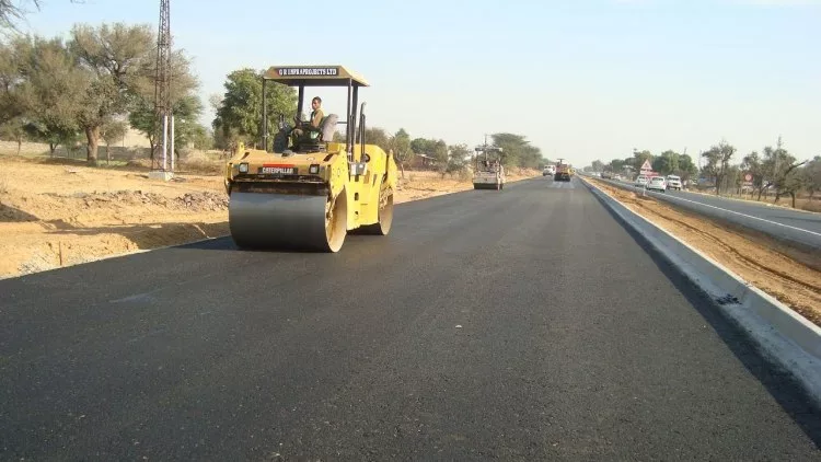 Traditional Ruler Constructs 5km Of Road To Ease Trade 1 Road Construction jpg