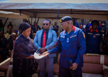 Families Of 7 Slain NSCDC Officers Get Cheques, Automatic Job