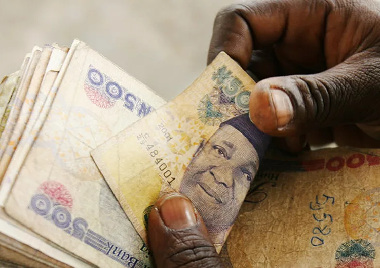 Traders, Beggars Reject Old Naira Notes In Kebbi 1 naira jpg