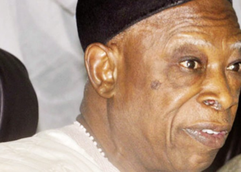 Naira Swap Policy: APC Governors Adamant, Ask Buhari, AGF, CBN To Obey Supreme Court