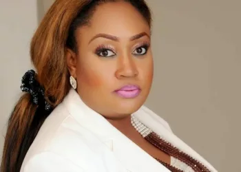 Igbinedion Begins Electrification Project In 20 Edo Communities 