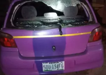 Scores Injured, Vehicles Damaged As Soldiers Storm UNIBEN In ‘Reprisal’ Attack
