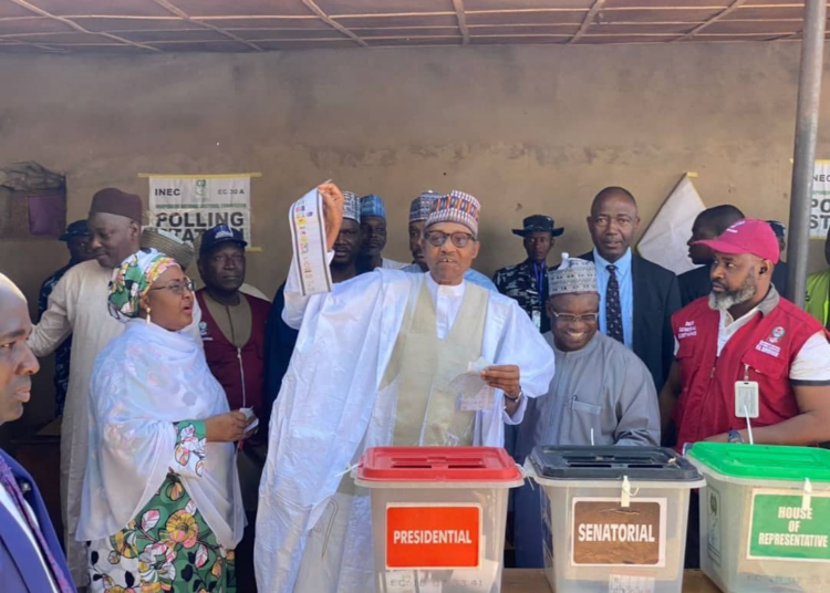 buhari casts vote