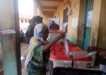 85-yr-old Woman Votes As Voting Commences By 8.45am In Kwara